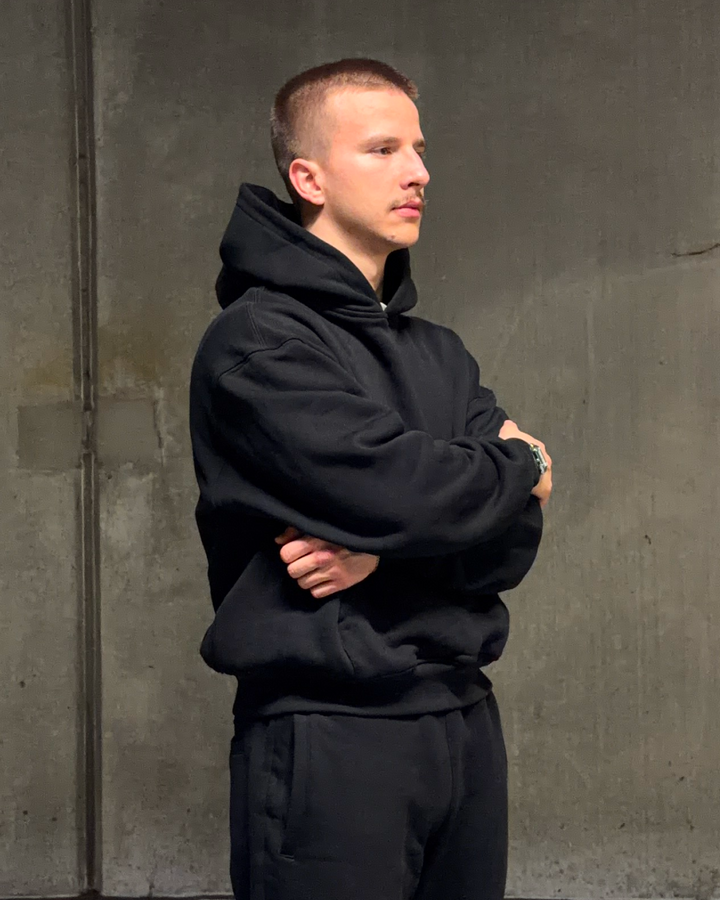 Essential Cropped Hoodie