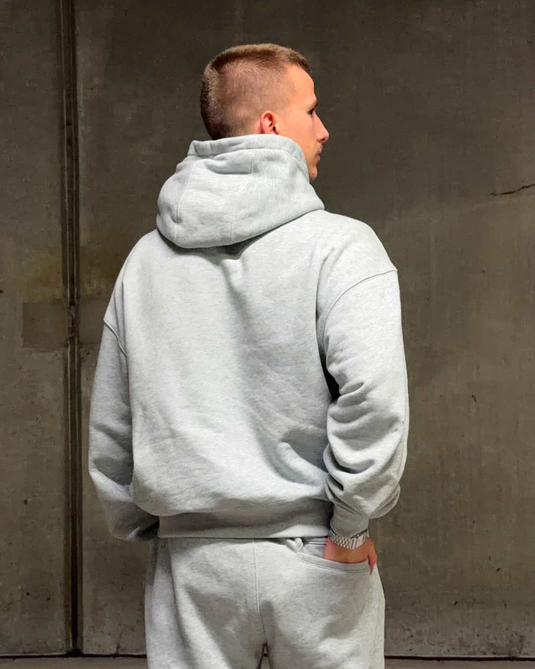 Essential Cropped Hoodie