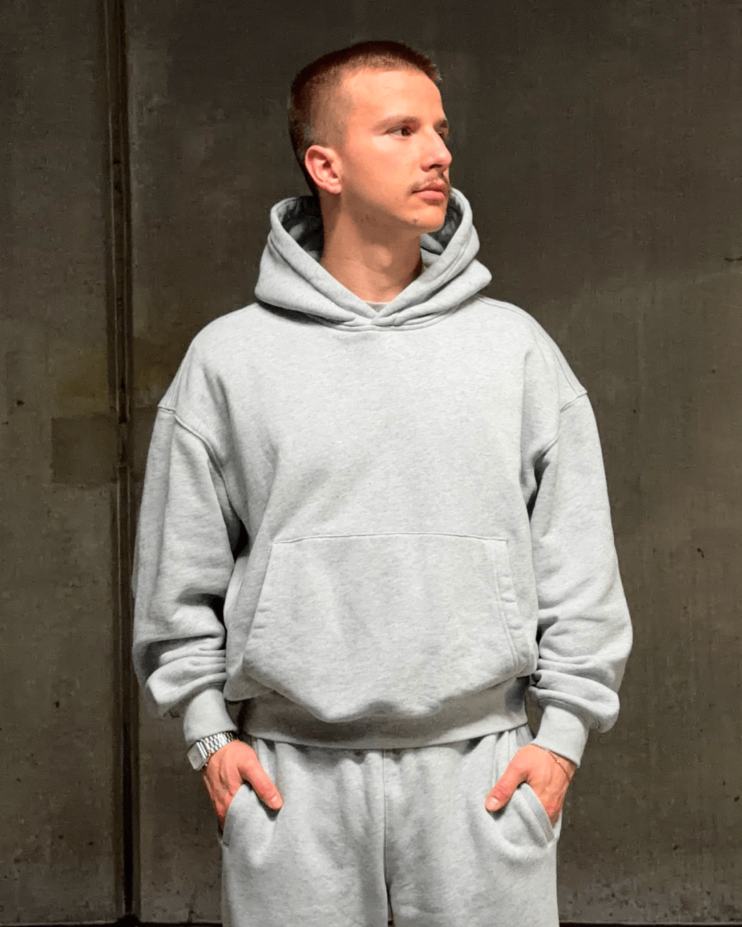 Essential Cropped Hoodie - 99999